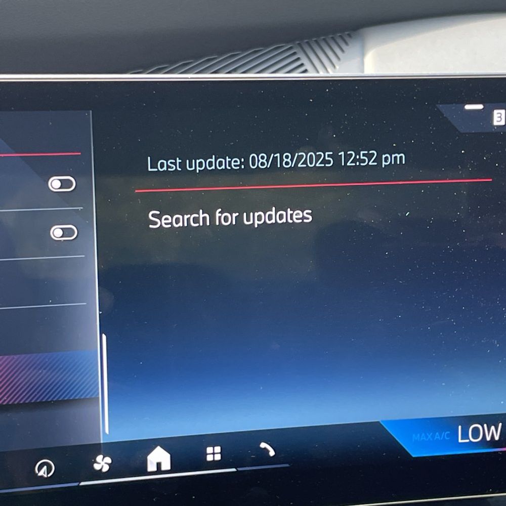 2024 BMW i7 M70