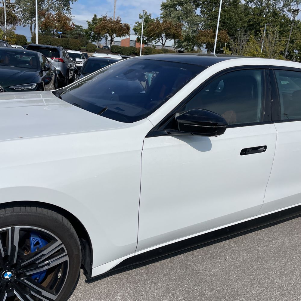 2024 BMW i7 M70