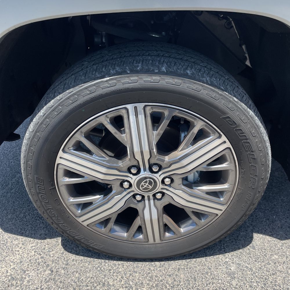 2024 Toyota Tundra Capstone HV