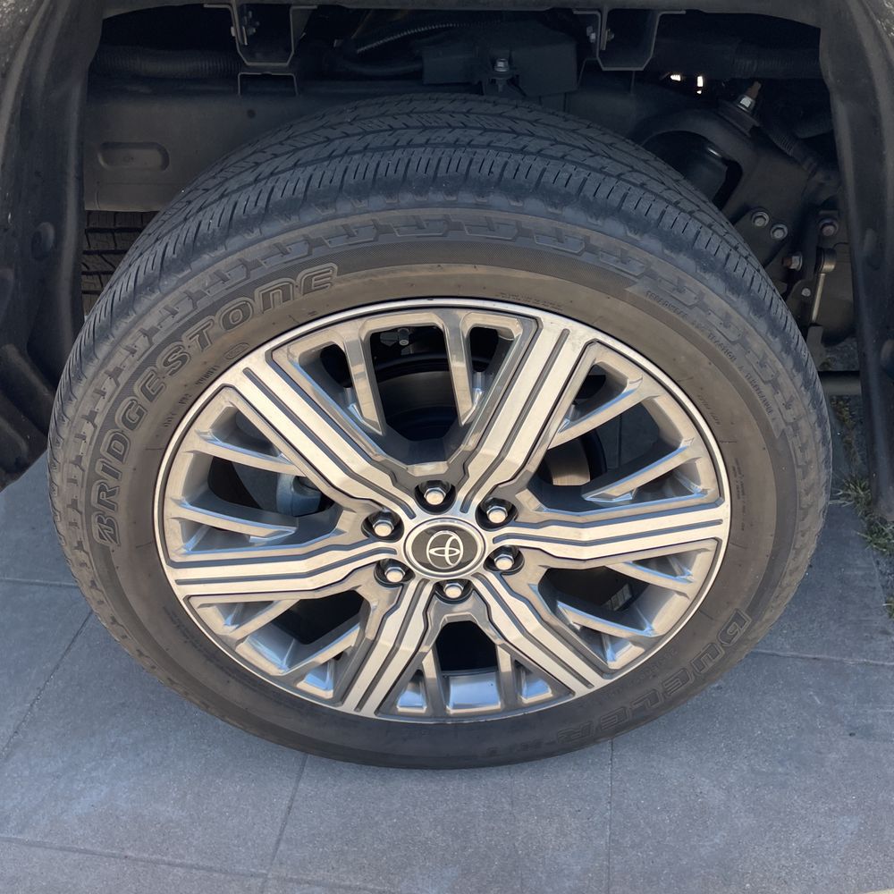 2024 Toyota Tundra Capstone HV