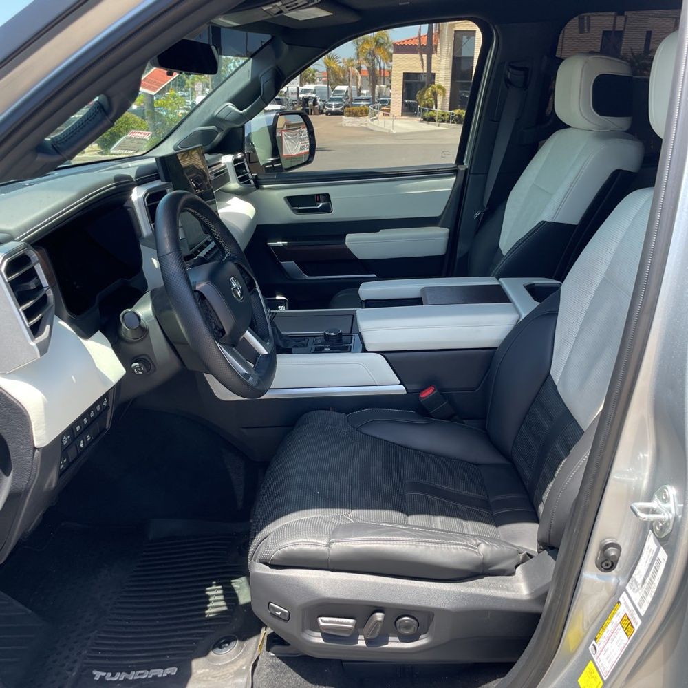2024 Toyota Tundra Capstone HV