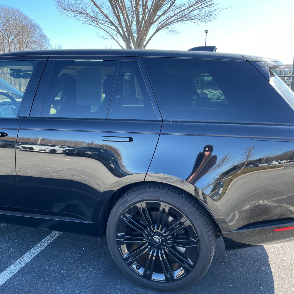 2023 Land Rover Range Rover P530 SE