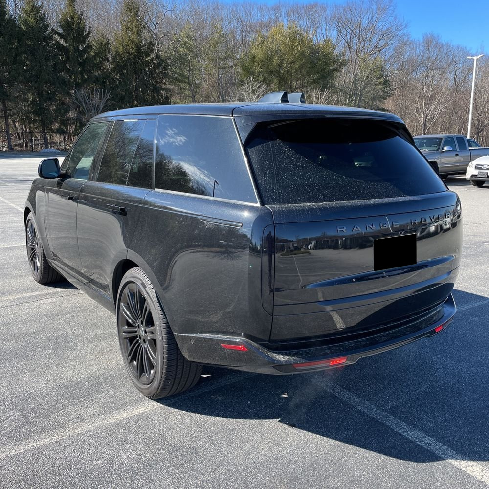2023 Land Rover Range Rover P530 SE
