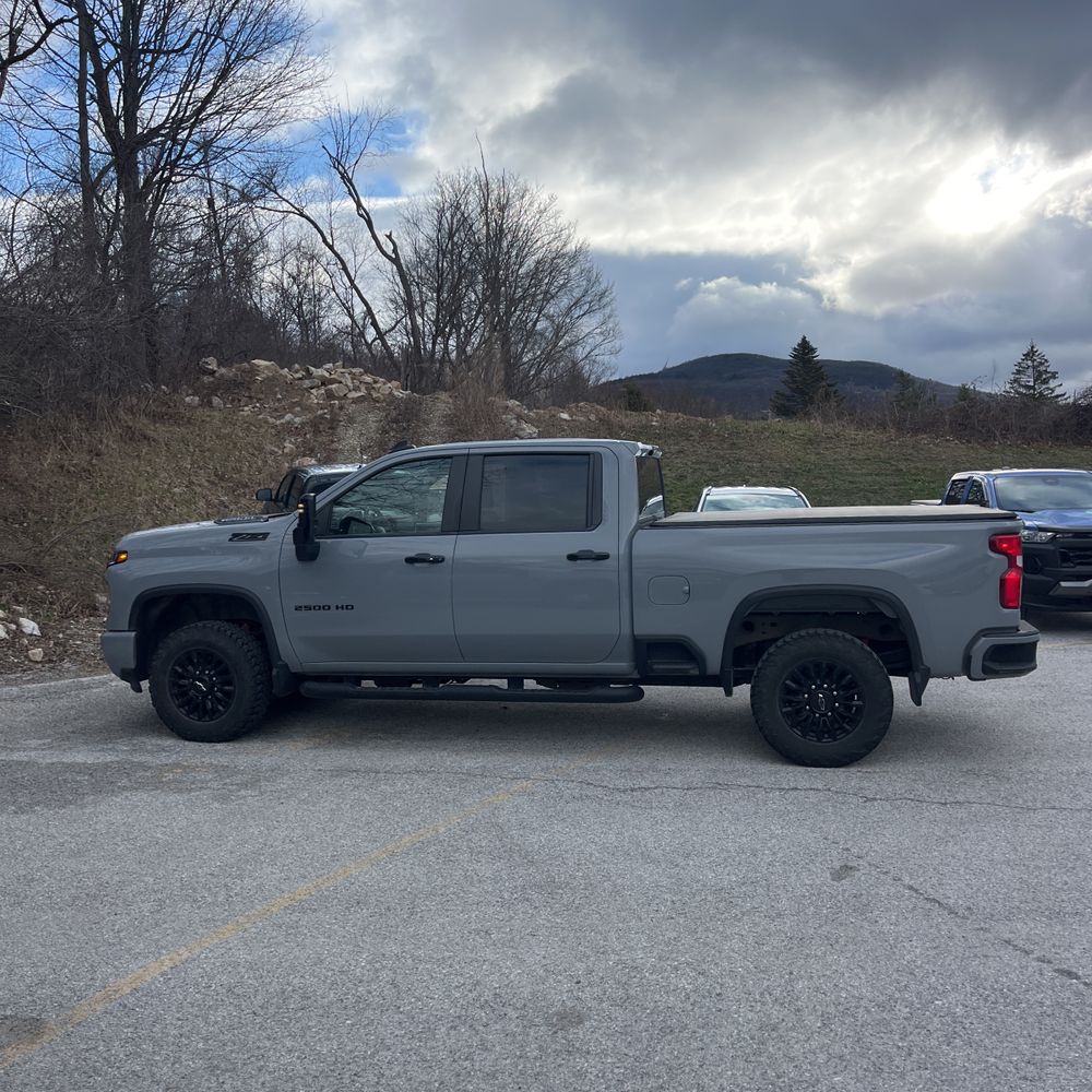 2024 Chevrolet Silverado 2500HD LT
