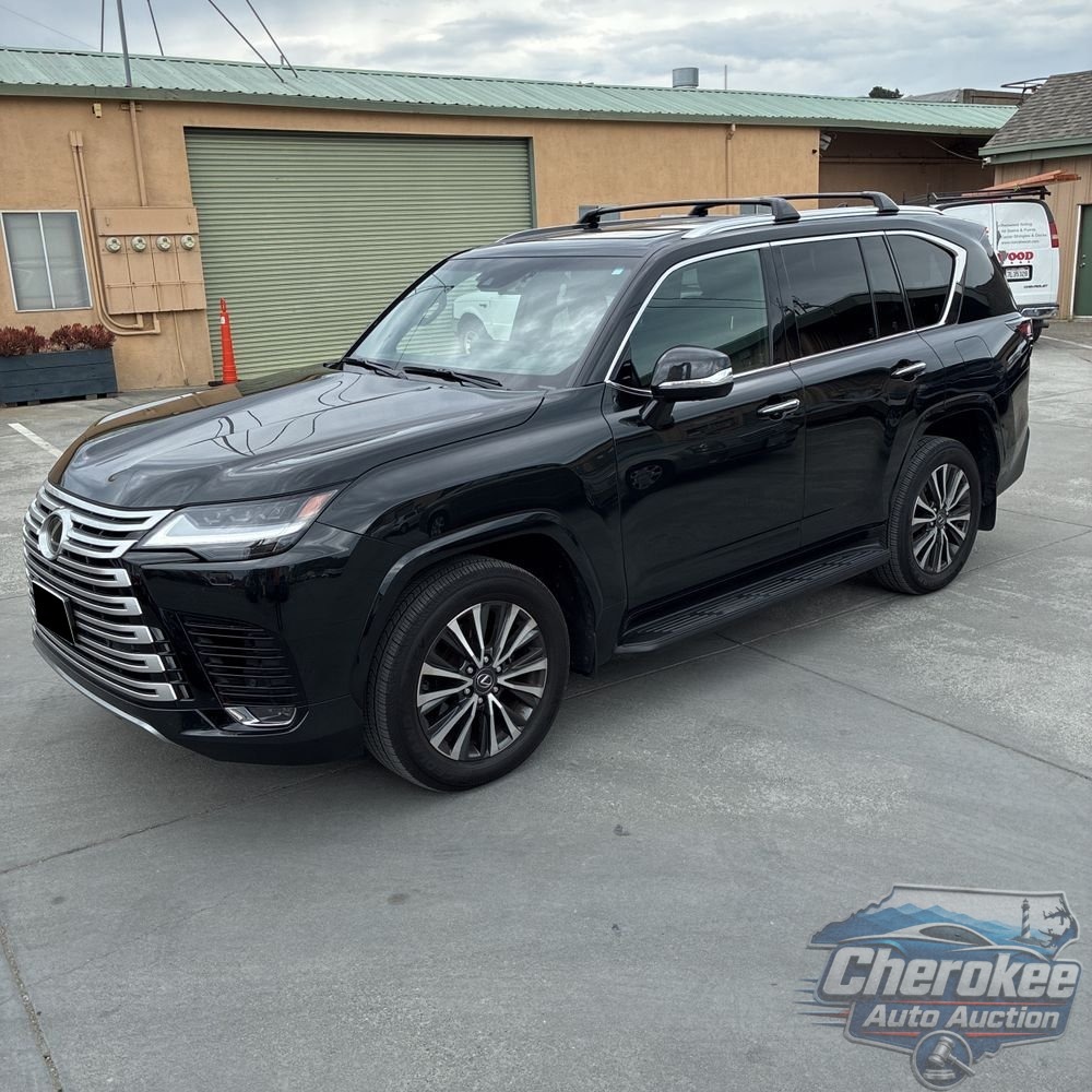 2024 Lexus LX 600 Premium