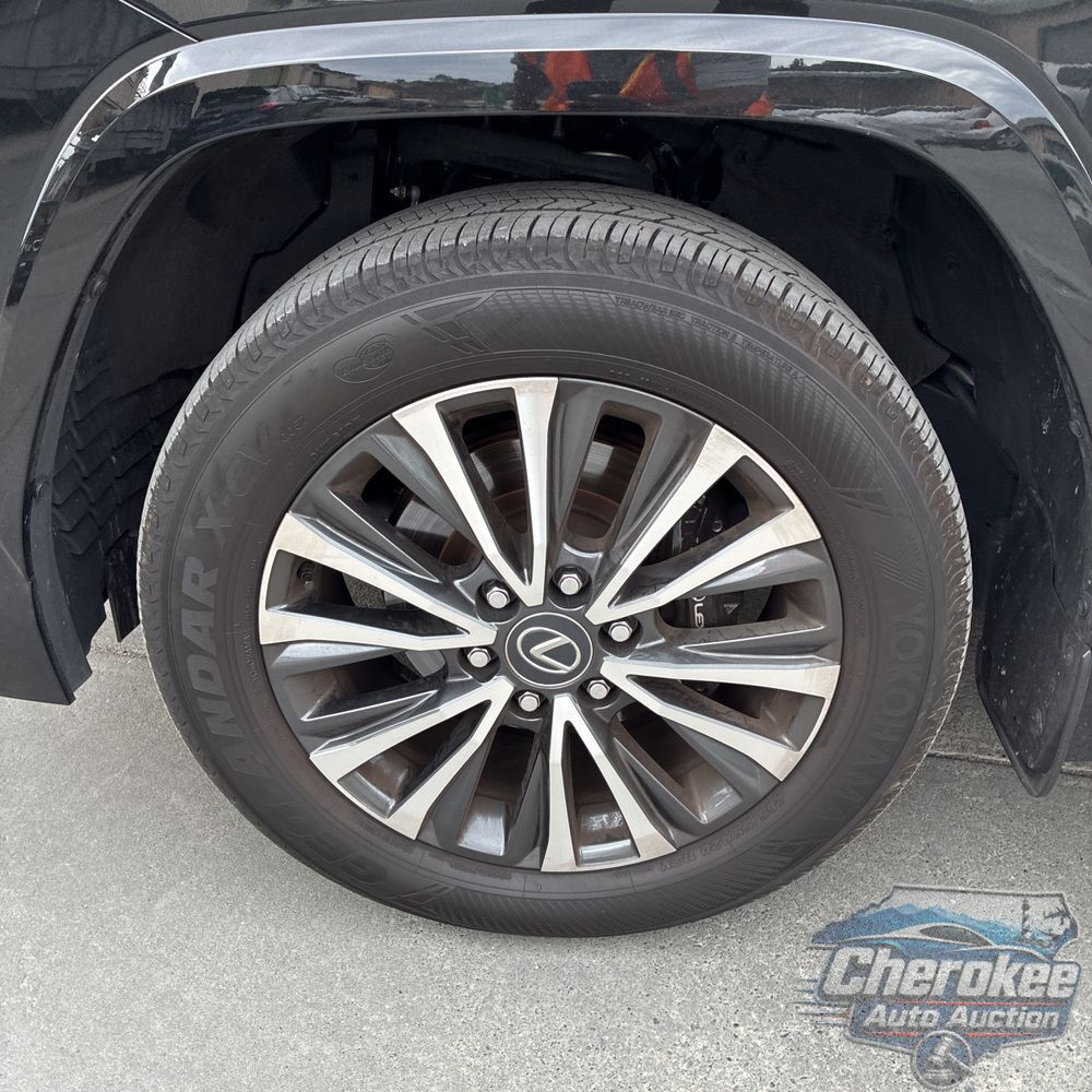 2024 Lexus LX 600 Premium
