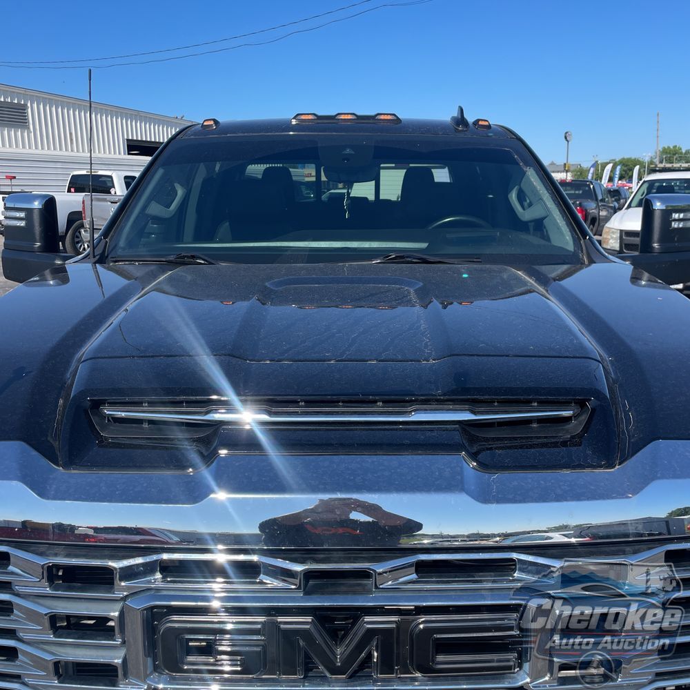2024 GMC Sierra 3500HD Denali