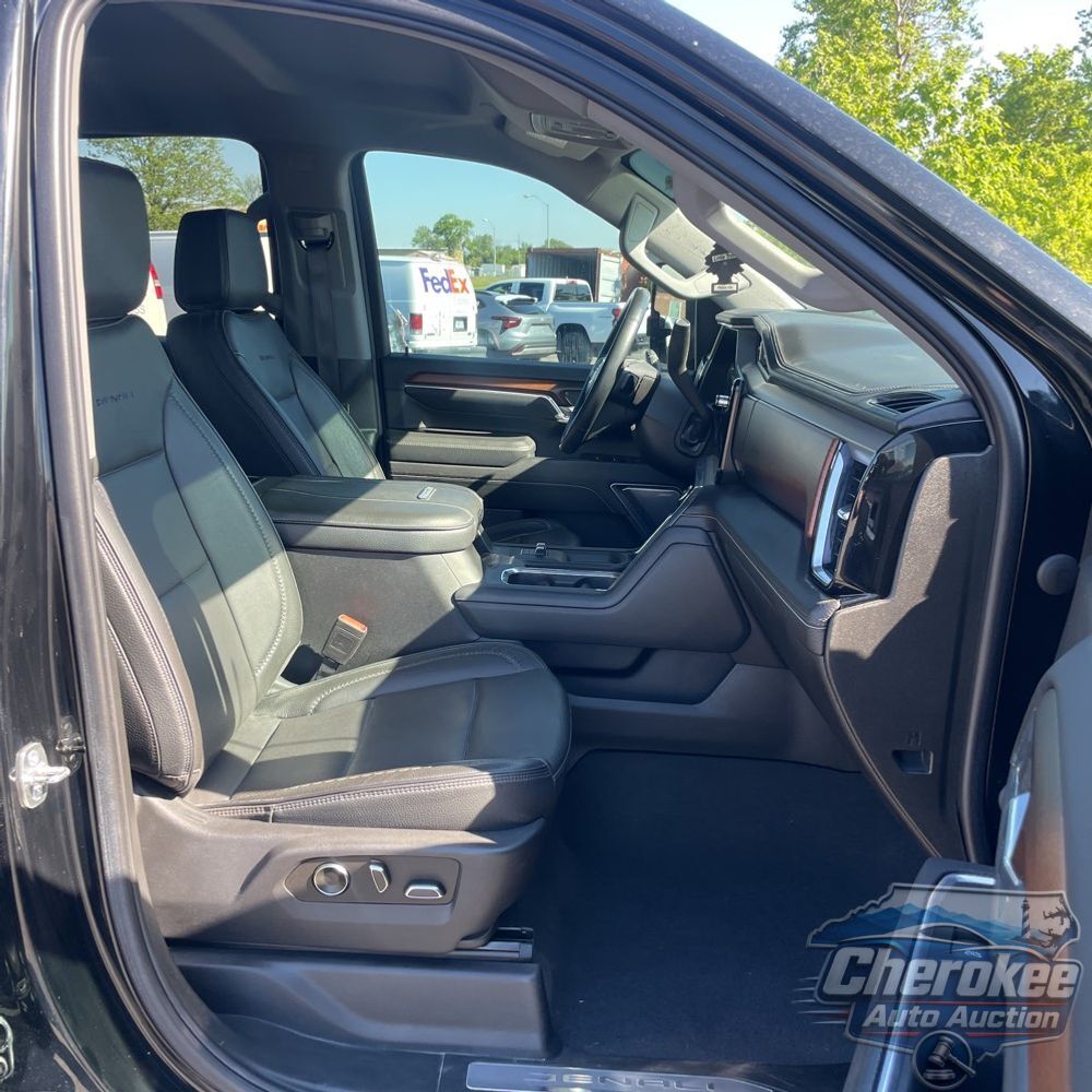 2024 GMC Sierra 3500HD Denali