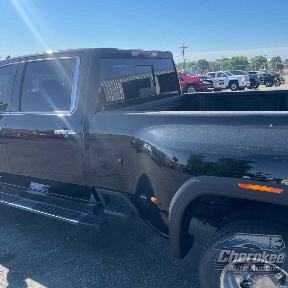 2024 GMC Sierra 3500HD Denali