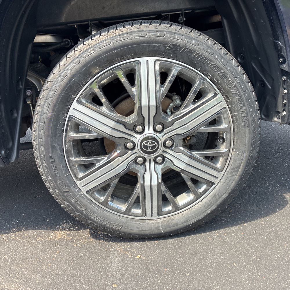 2023 Toyota Tundra Capstone HV