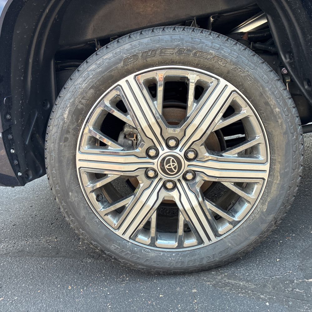 2023 Toyota Tundra Capstone HV