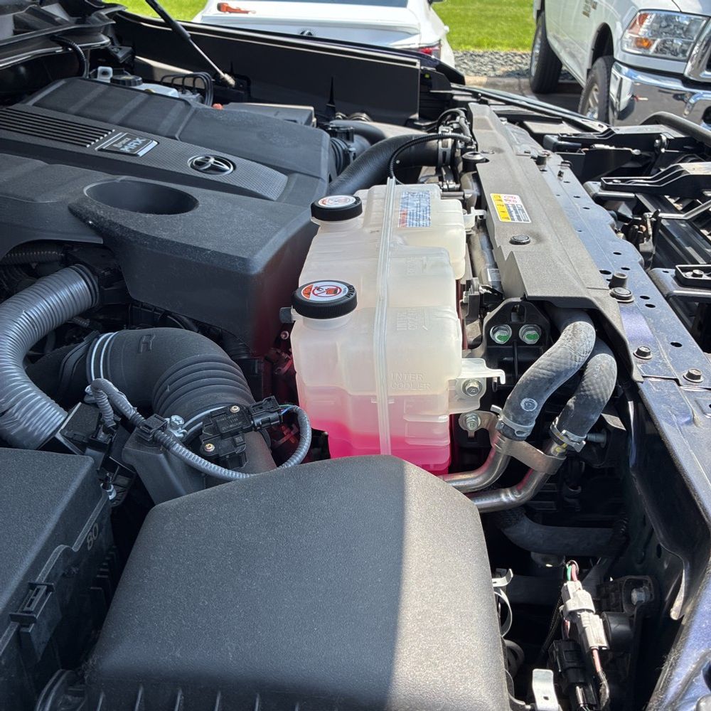 2023 Toyota Tundra Capstone HV
