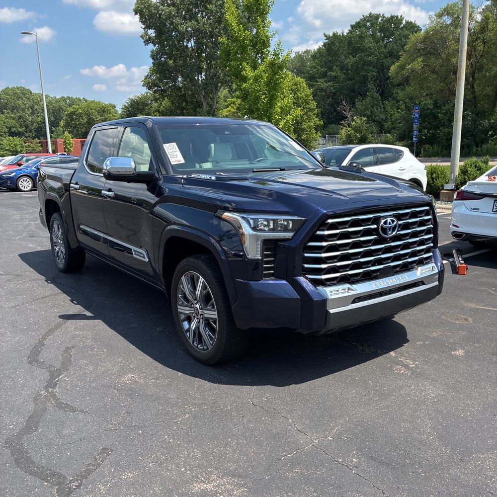 2023 Toyota Tundra Capstone HV