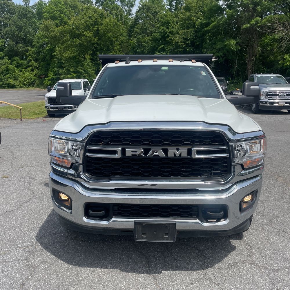 2023 Ram 3500 SLT