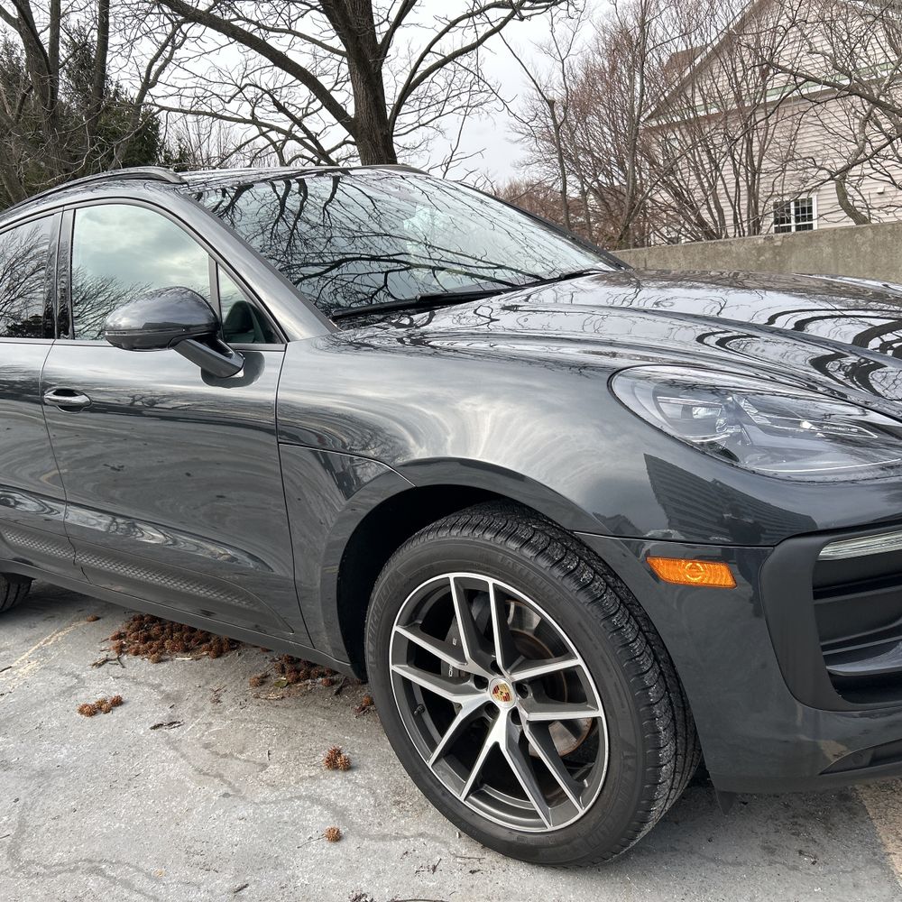 2024 Porsche Macan Base