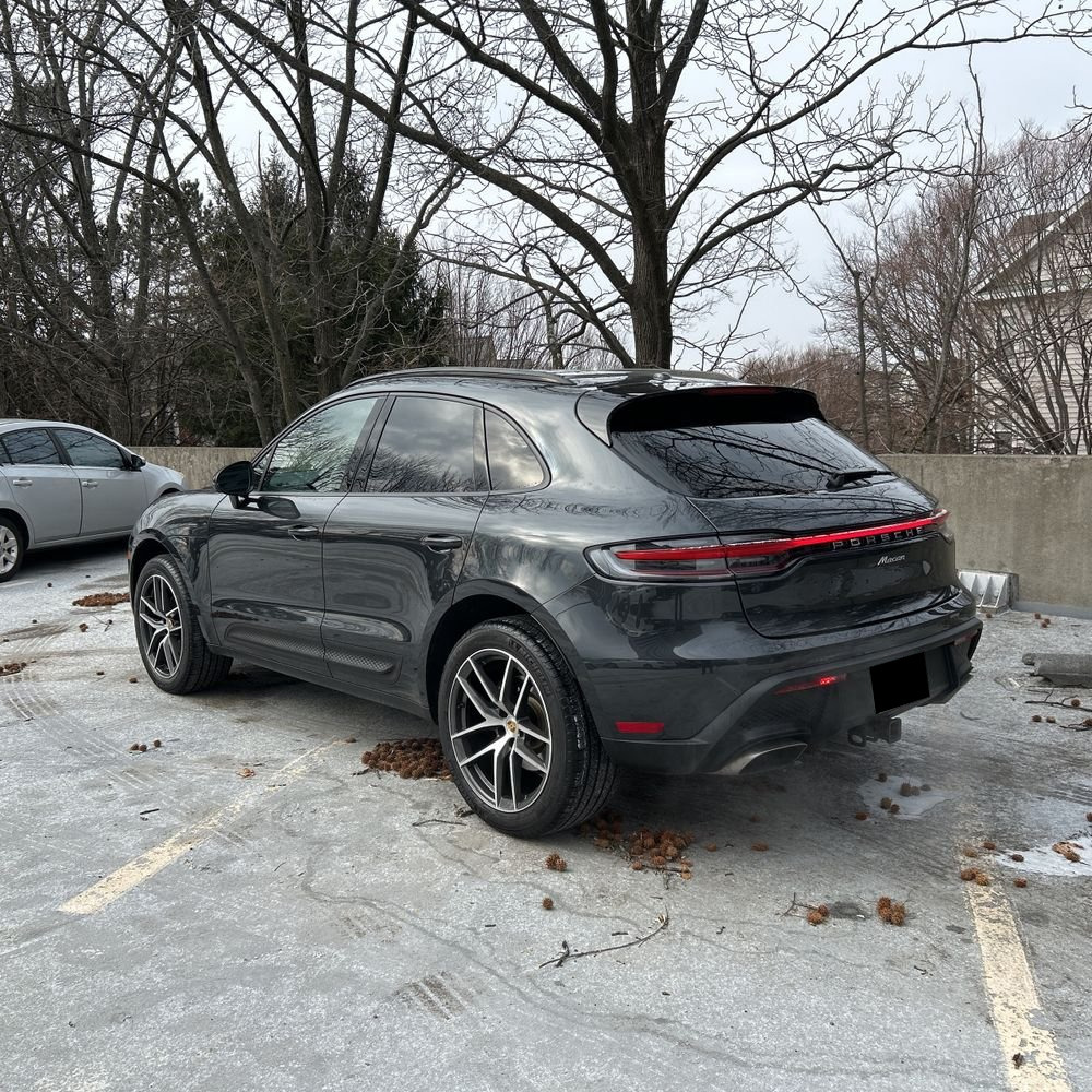 2024 Porsche Macan Base