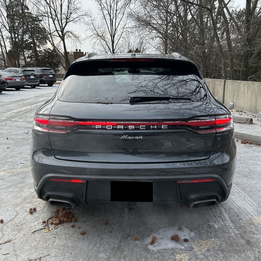 2024 Porsche Macan Base