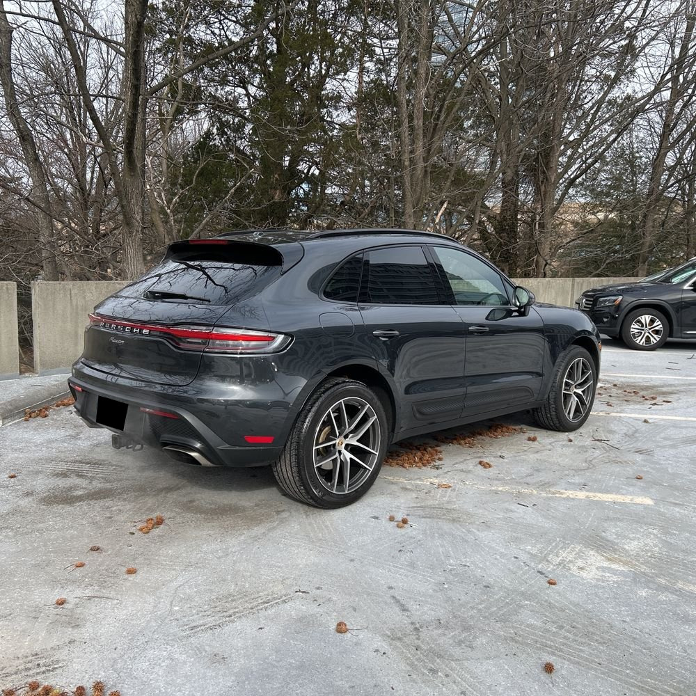 2024 Porsche Macan Base