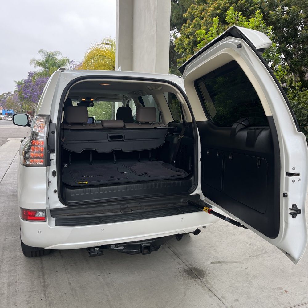 2023 Lexus GX 460 Base