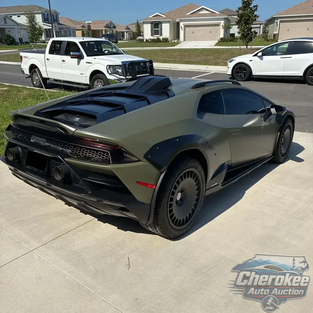 2024 Lamborghini Huracan Sterrato