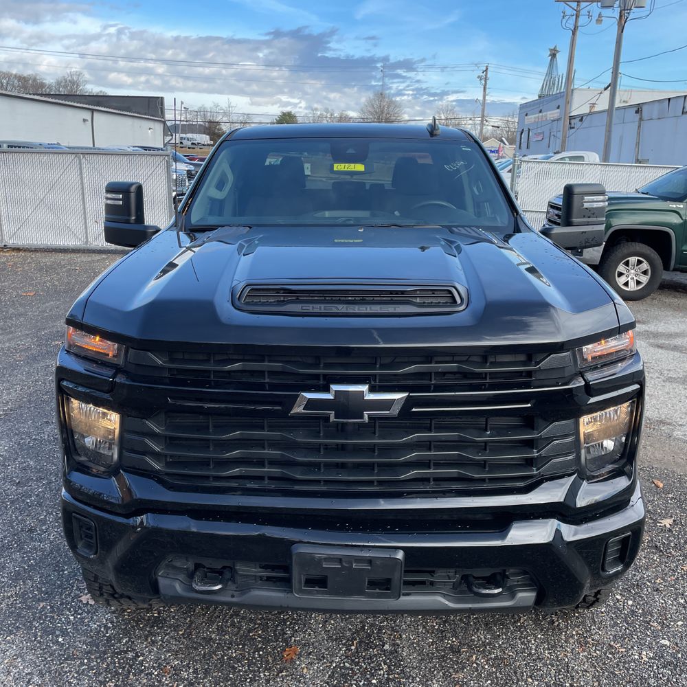 2024 Chevrolet Silverado 2500HD Custom