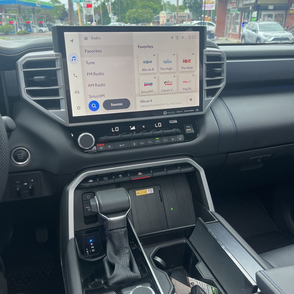 2024 Toyota Tundra Platinum