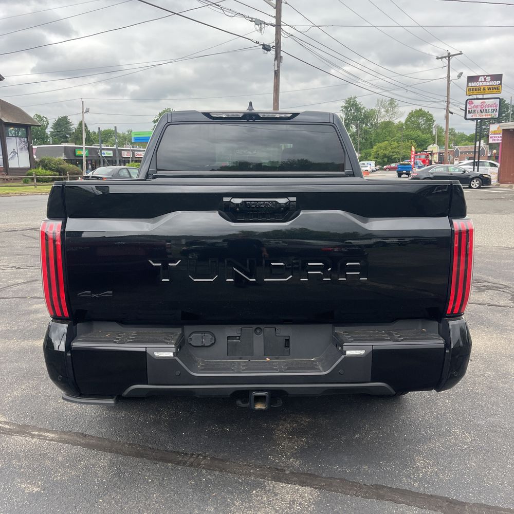 2024 Toyota Tundra Platinum