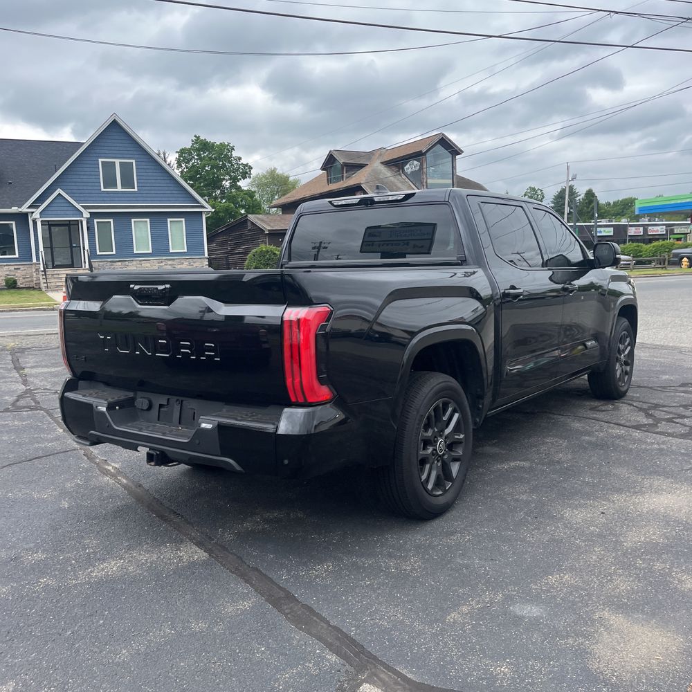 2024 Toyota Tundra Platinum