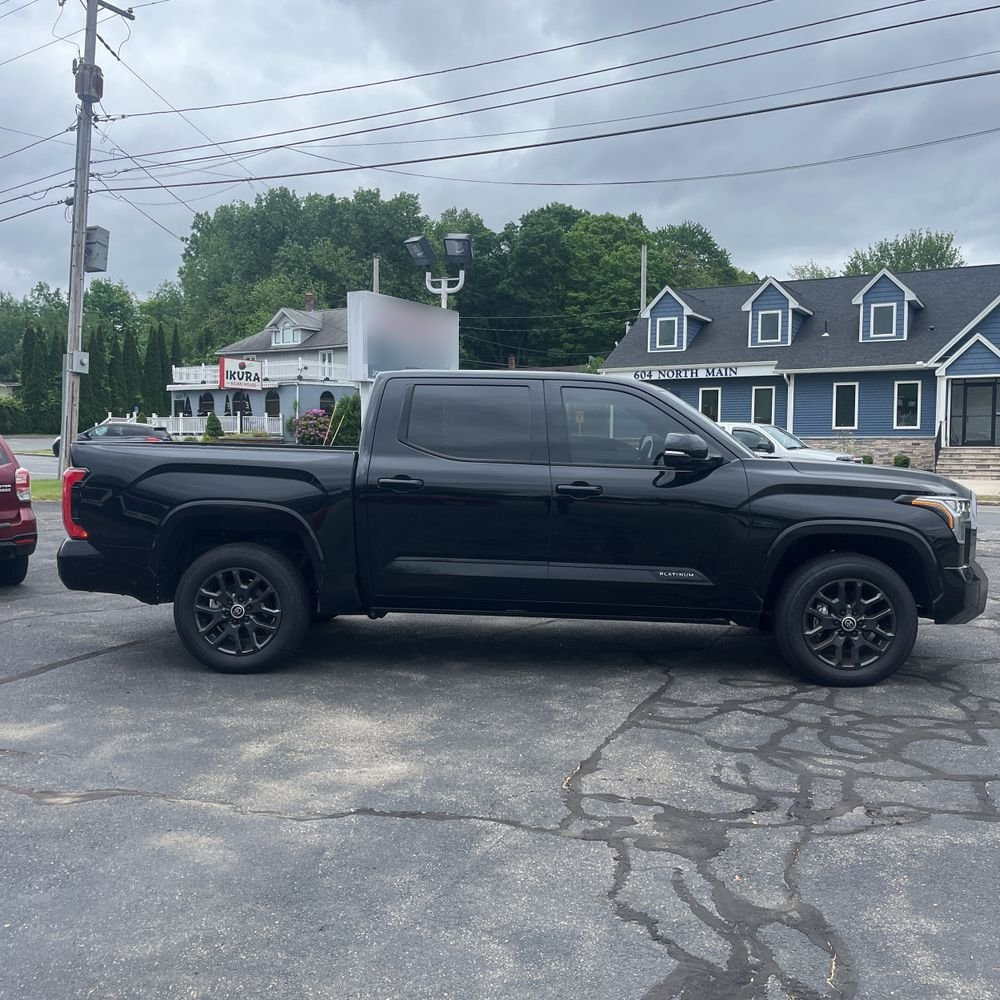 2024 Toyota Tundra Platinum