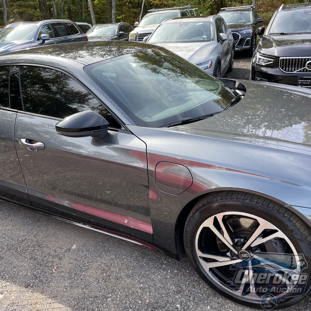 2023 Audi e-tron GT Premium Plus