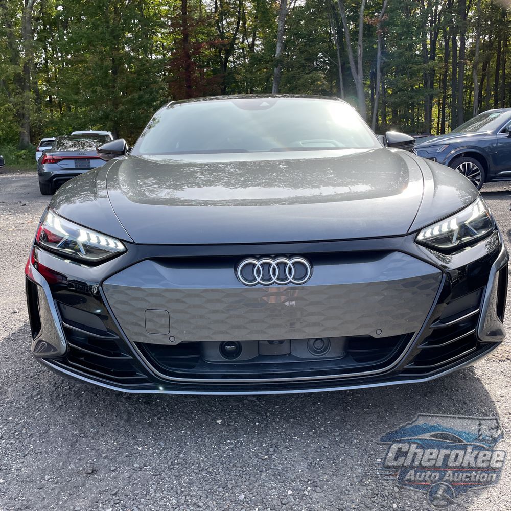 2023 Audi e-tron GT Premium Plus