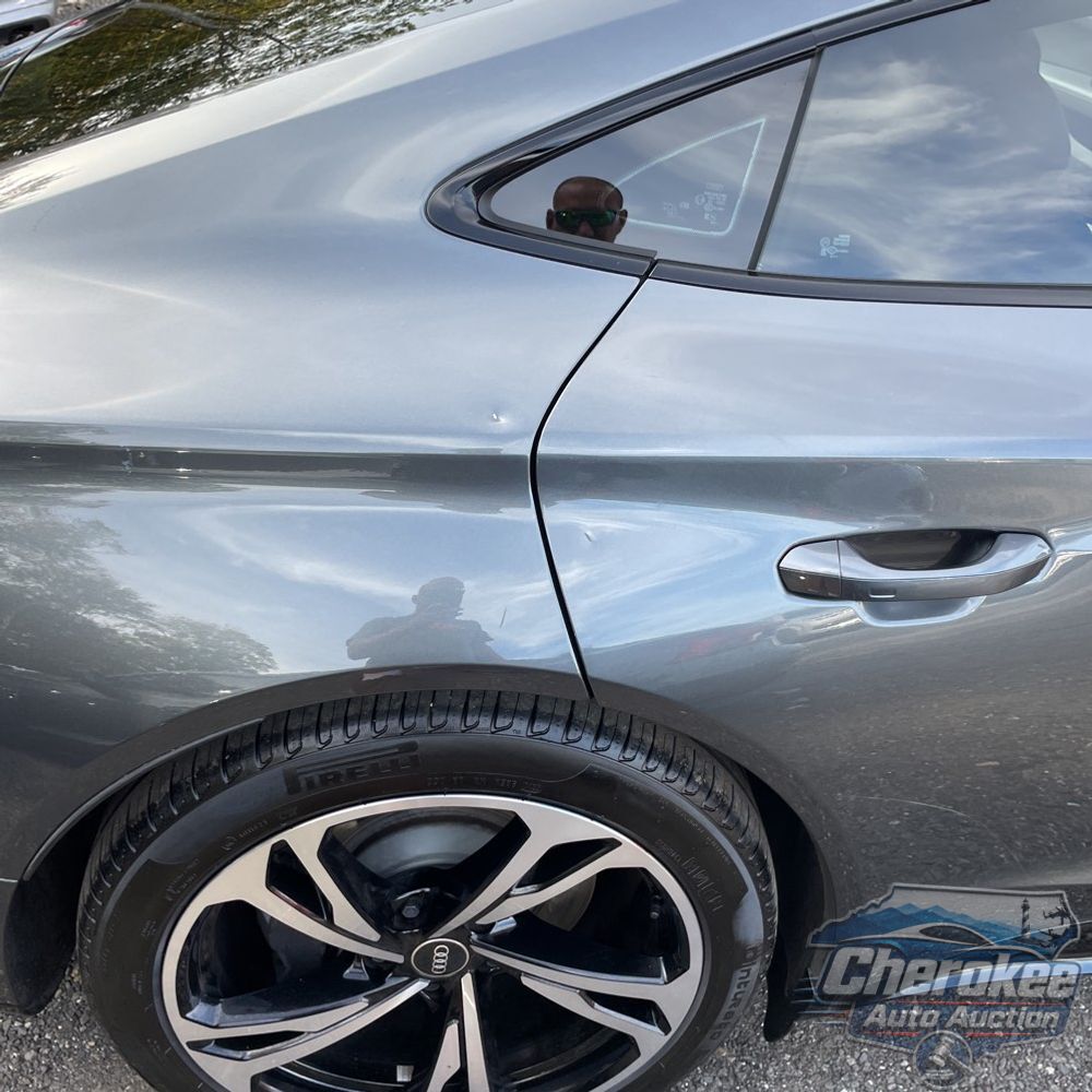 2023 Audi e-tron GT Premium Plus