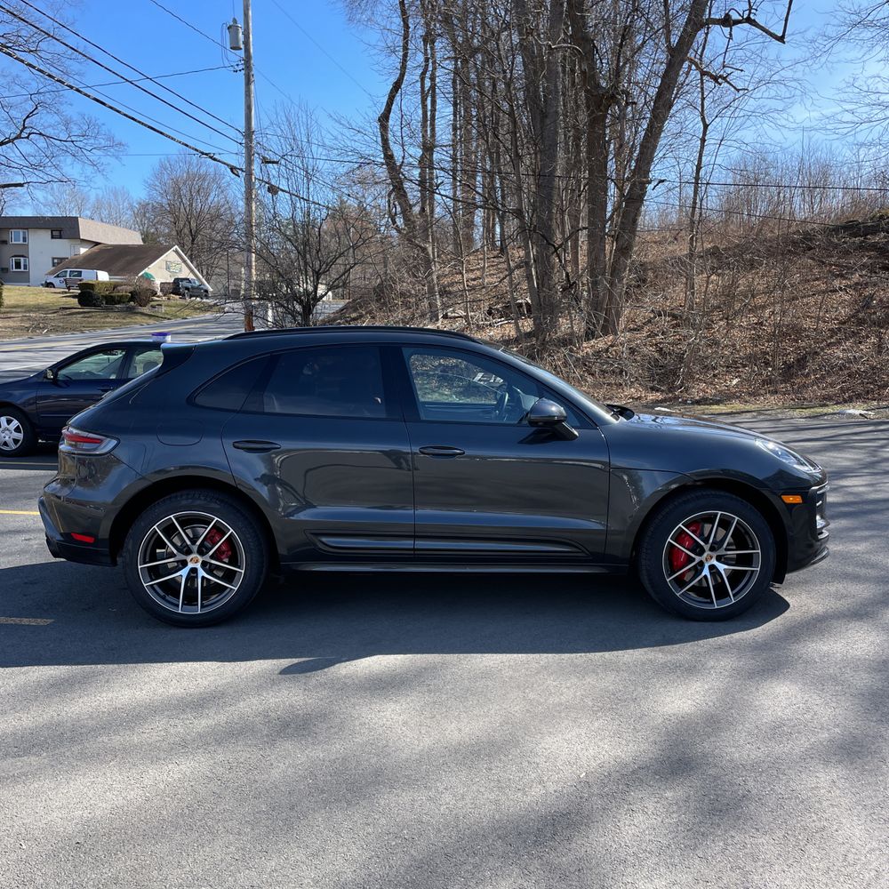 2023 Porsche Macan S