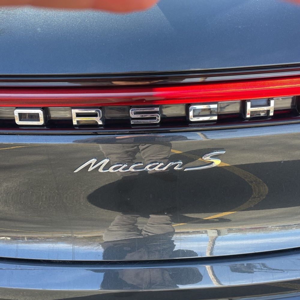 2023 Porsche Macan S