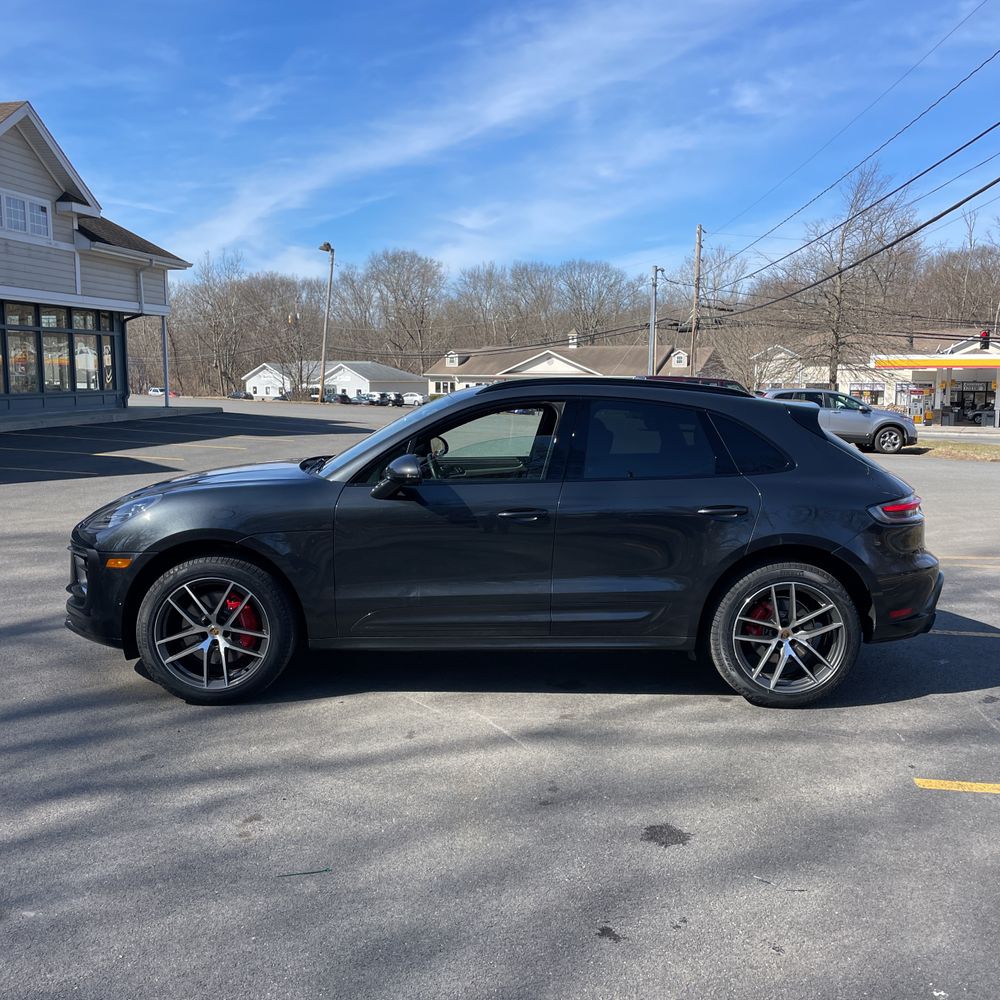 2023 Porsche Macan S