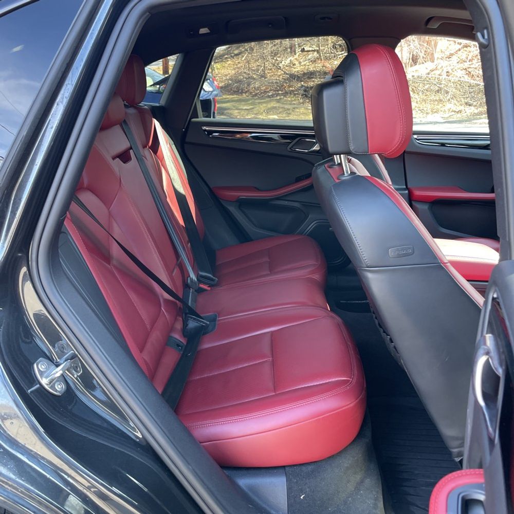 2023 Porsche Macan S