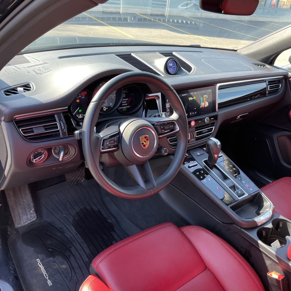 2023 Porsche Macan S