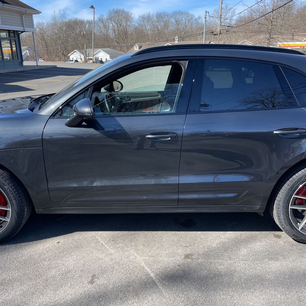 2023 Porsche Macan S
