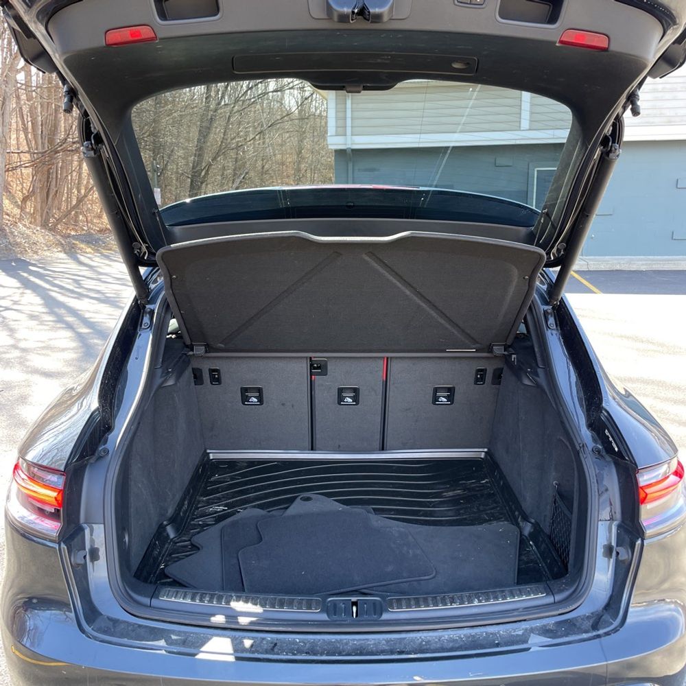2023 Porsche Macan S