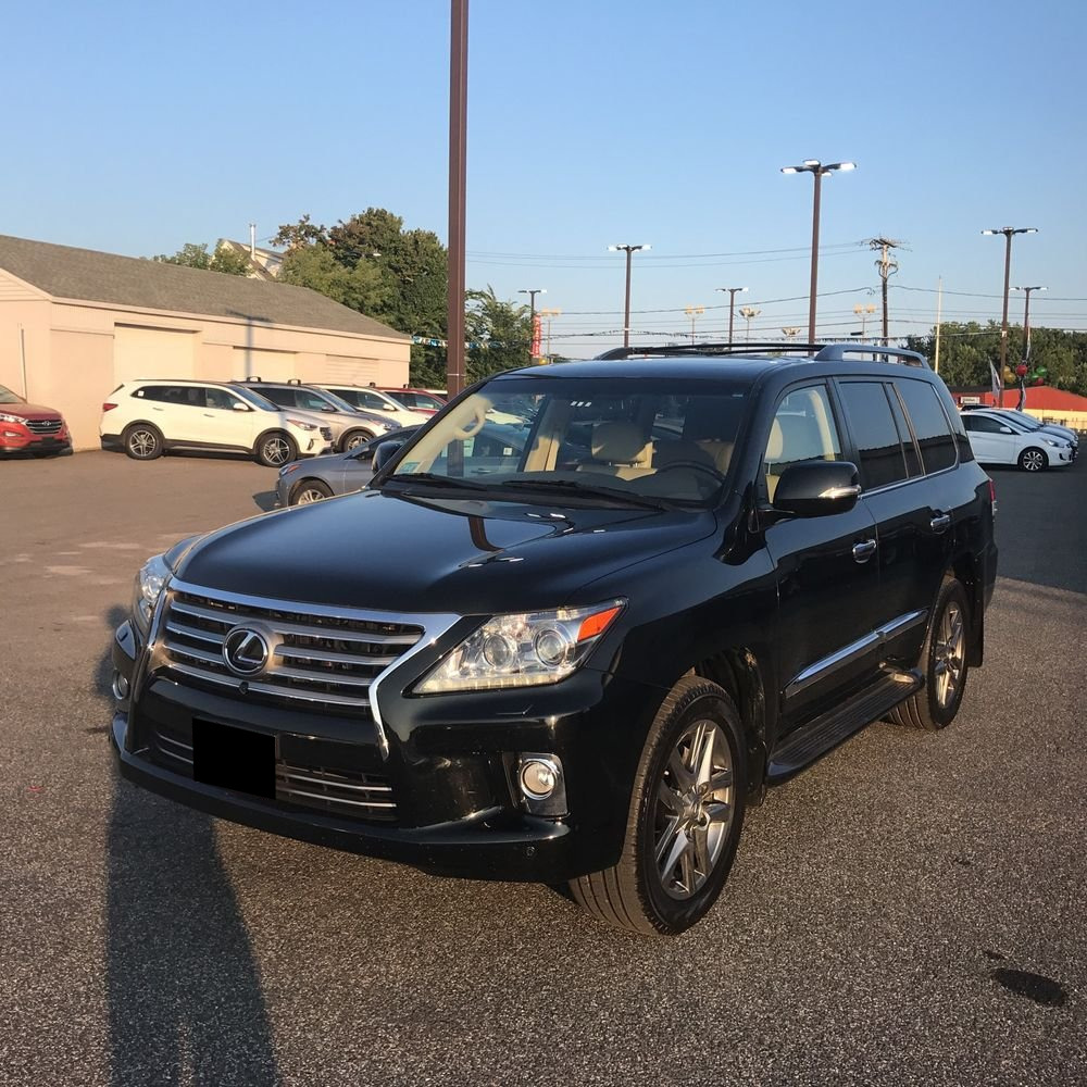 2013 Lexus LX 570