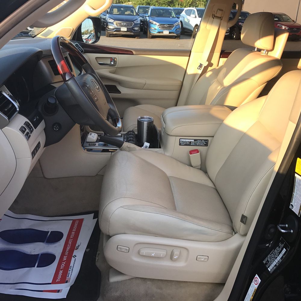 2013 Lexus LX 570