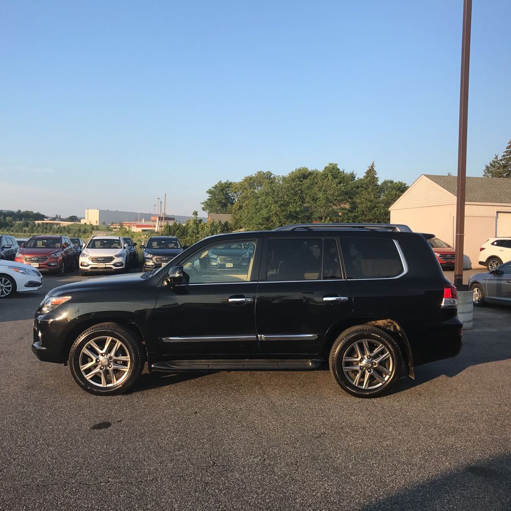 2013 Lexus LX 570