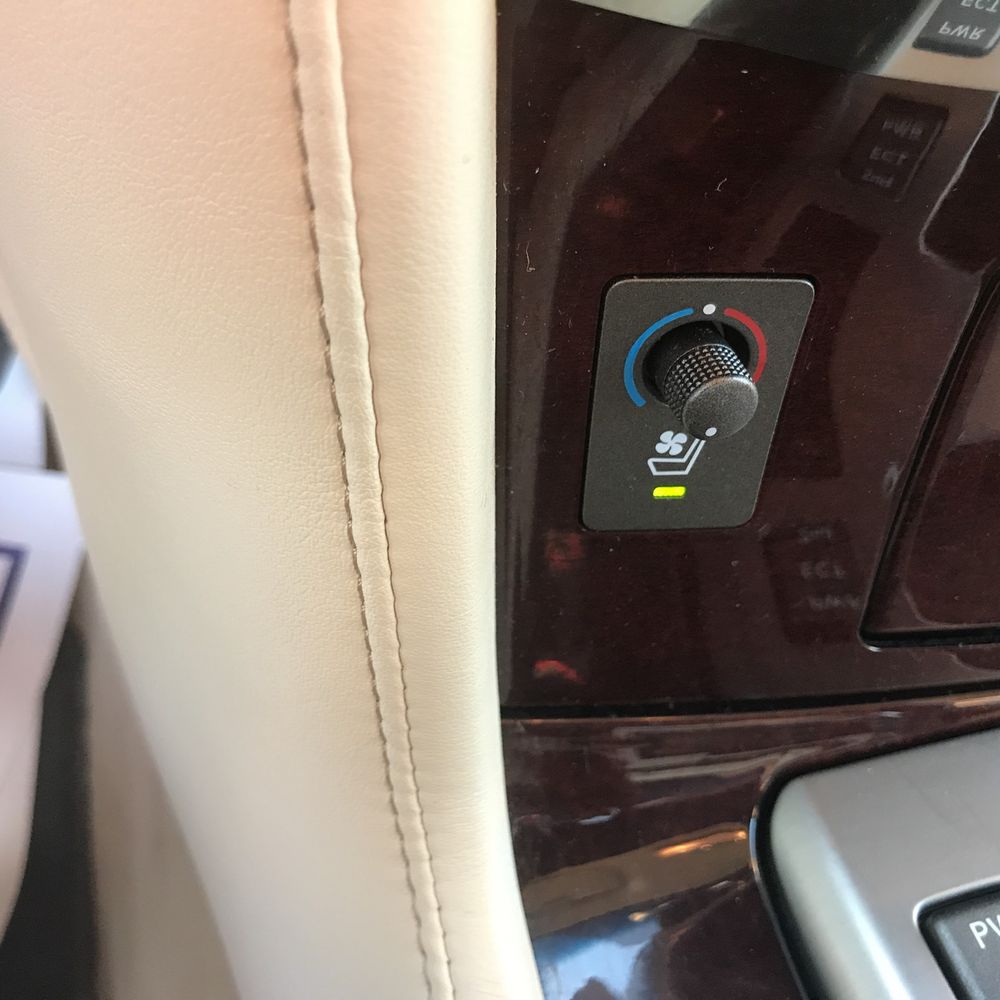 2013 Lexus LX 570