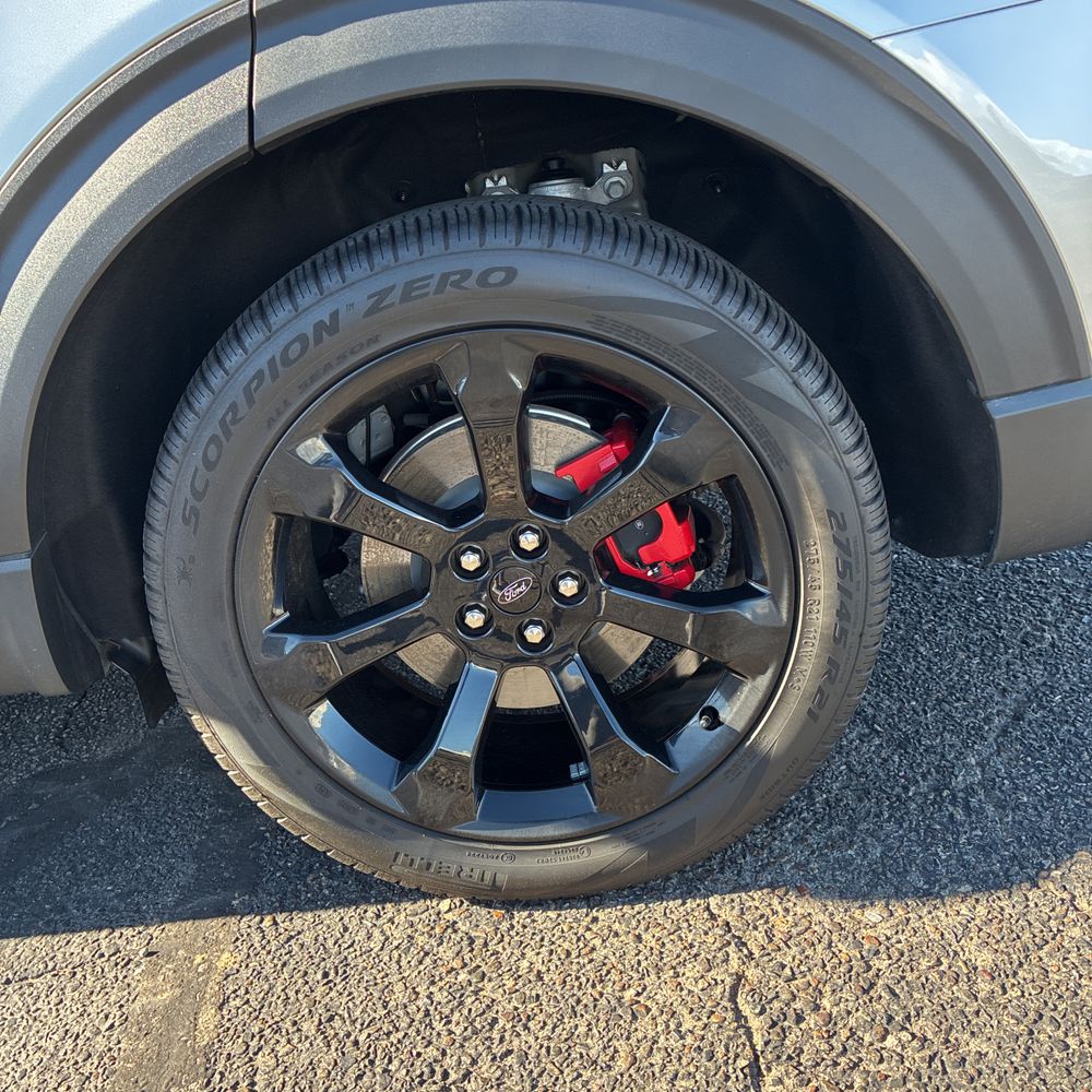 2024 Ford Explorer ST