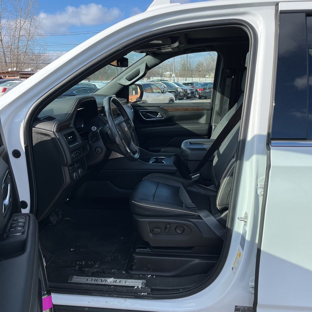 2023 Chevrolet Suburban Premier