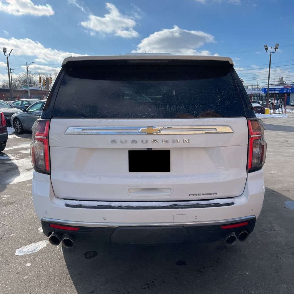 2023 Chevrolet Suburban Premier