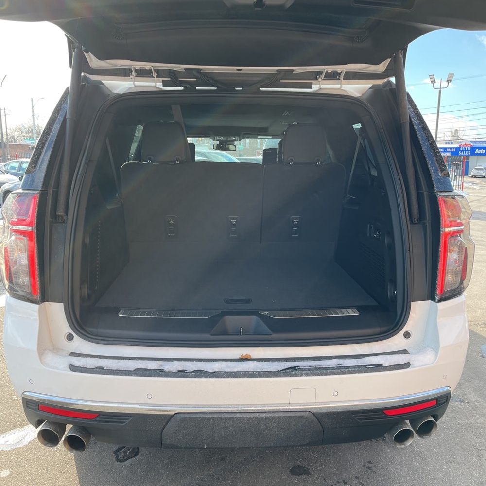 2023 Chevrolet Suburban Premier