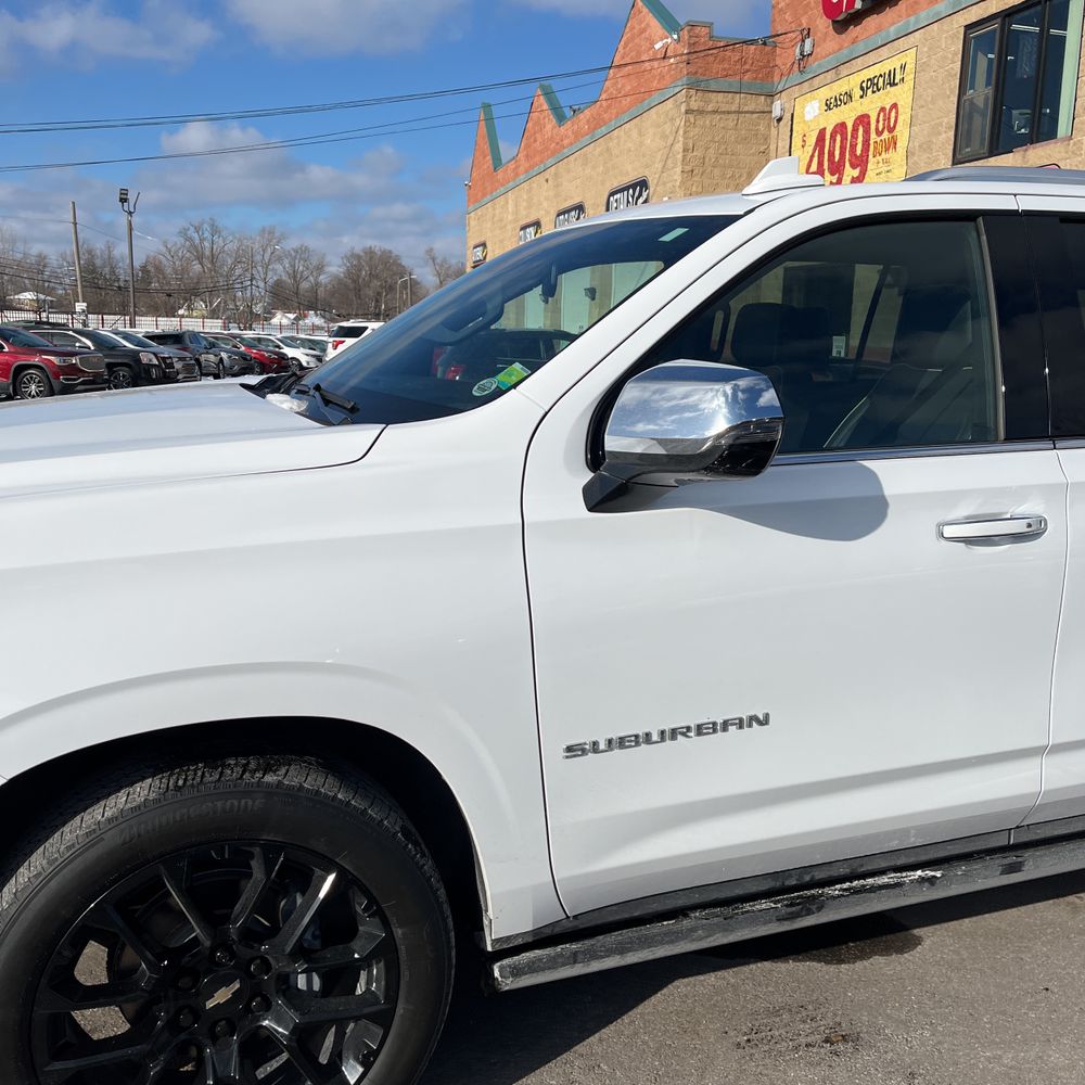 2023 Chevrolet Suburban Premier