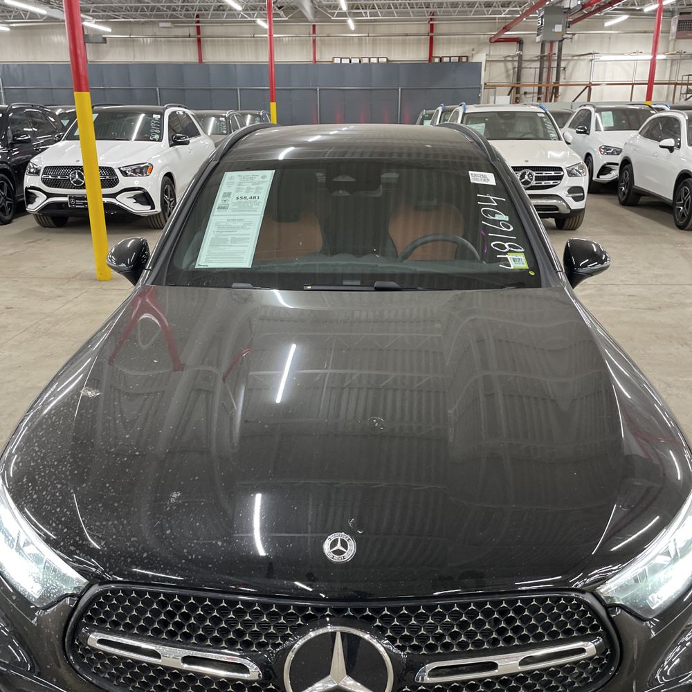 2026 Mercedes-Benz GLC 300