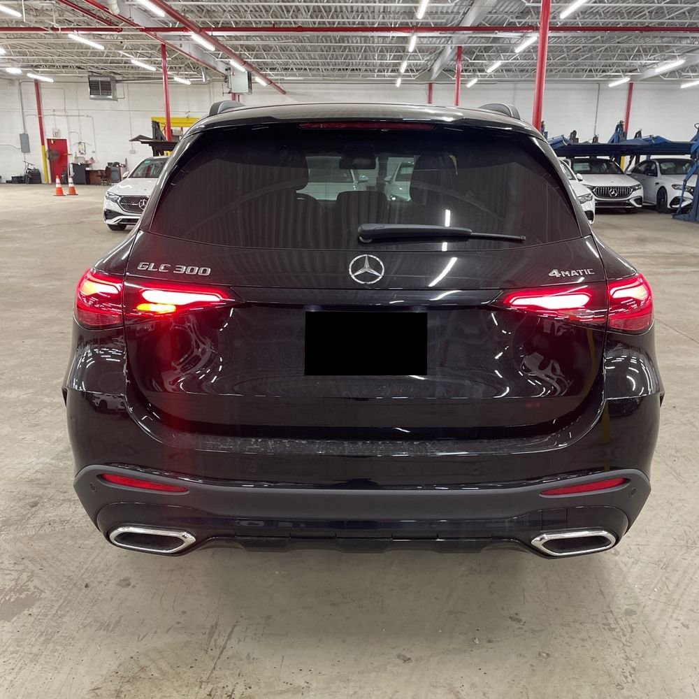 2026 Mercedes-Benz GLC 300